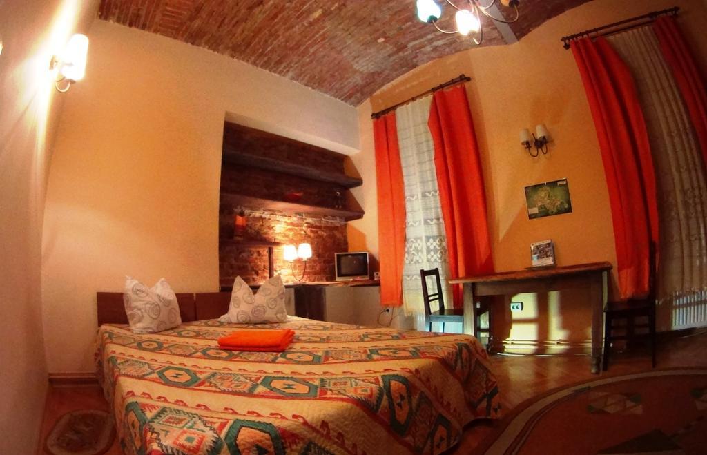 Brasov Apartment In Historic Center Bagian luar foto